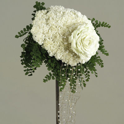 brudebukett_rund_nellik_hvit